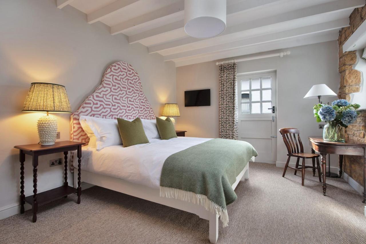 The Nevill Arms Hotel Medbourne Екстериор снимка
