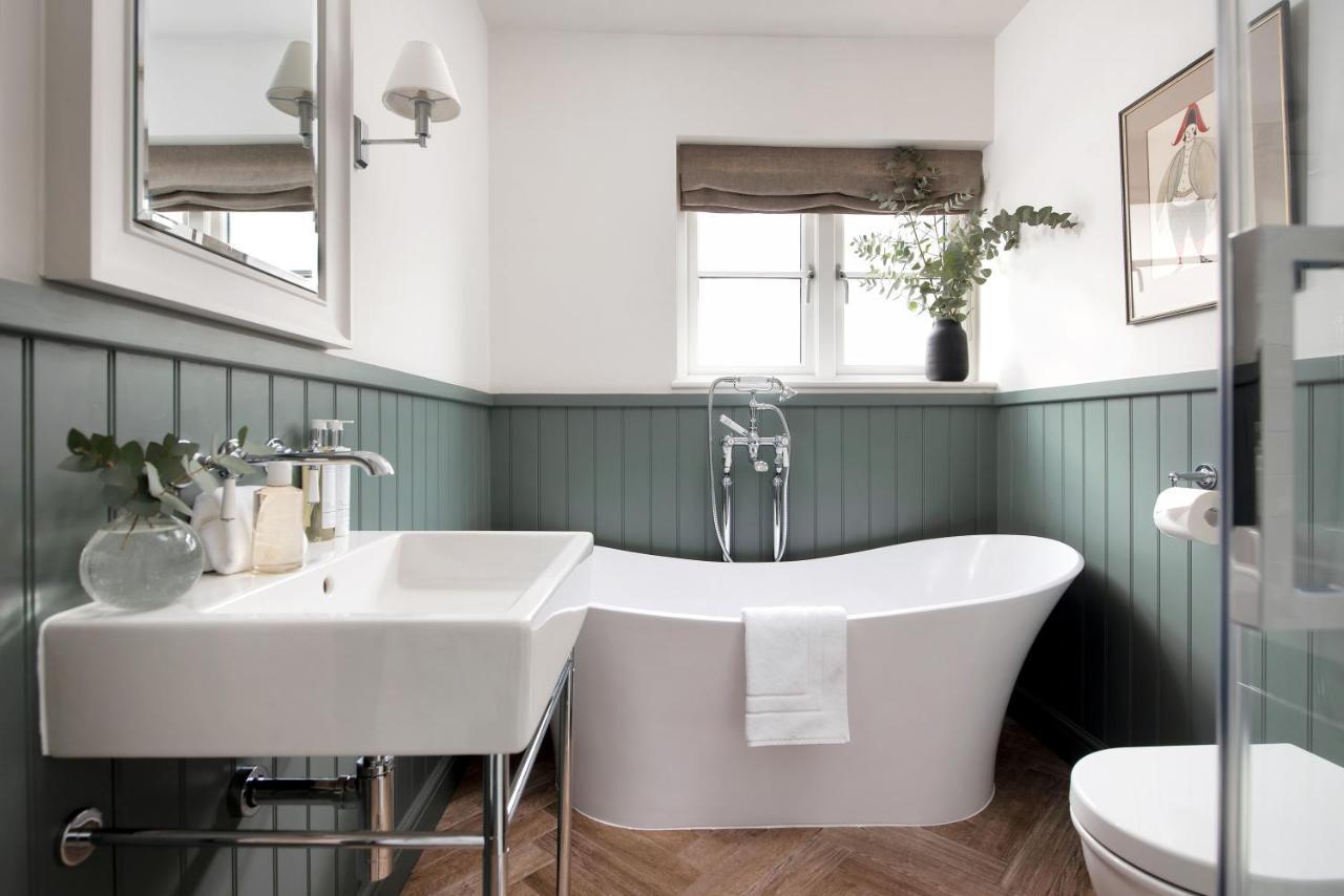 The Nevill Arms Hotel Medbourne Екстериор снимка
